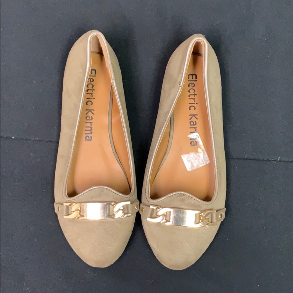 Tan Flats (Never Worn)